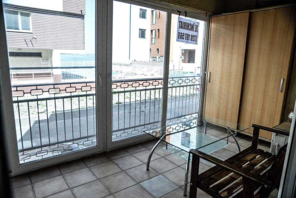 Apartament cu 3 camere de vânzare  zona Vega Butoaie