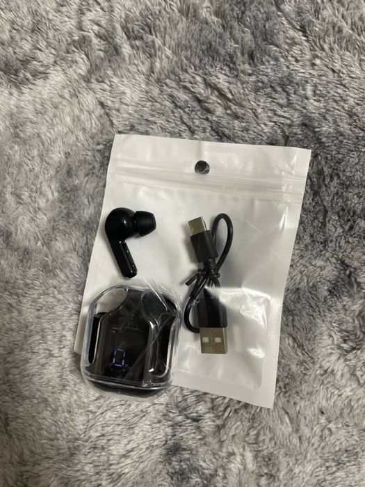 Skidka simsiz quloqchin