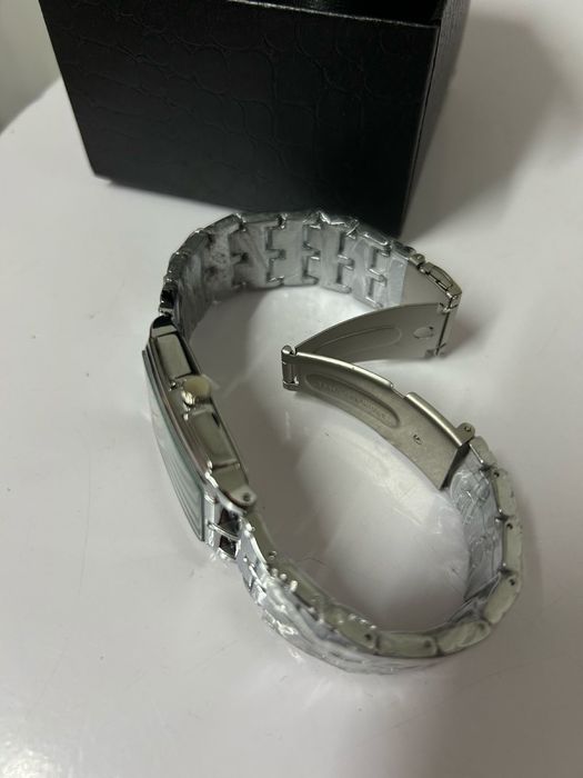 Продам часы