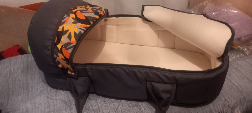 Продам не дорого 2000 новая