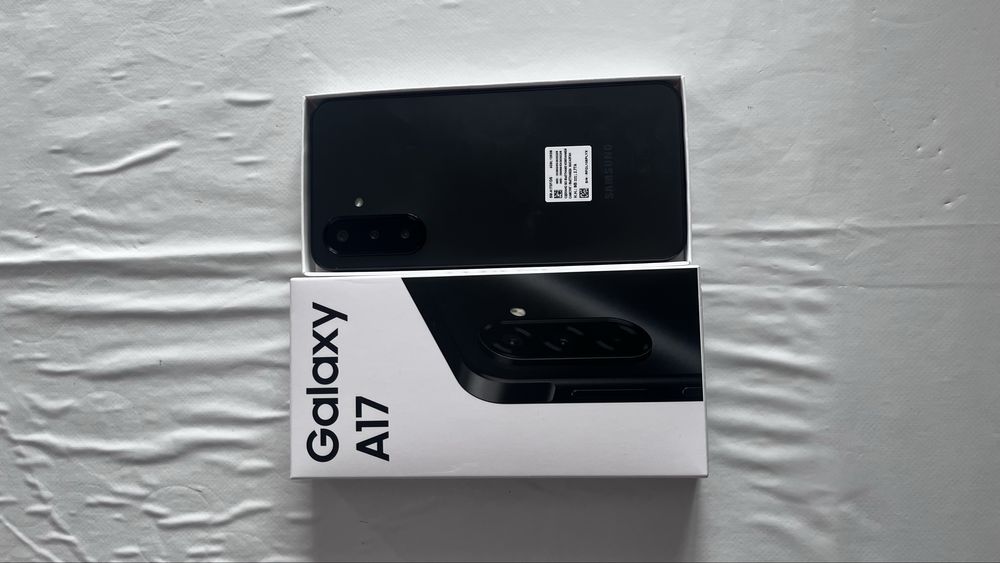 Samsung galaxy a 17