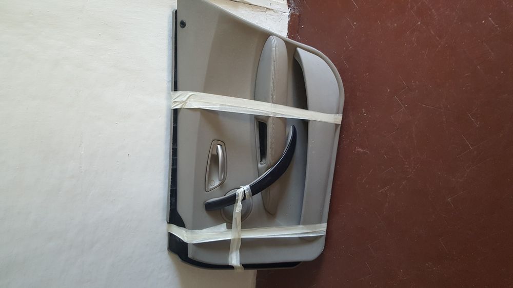 Продава кори за BMW серия1 пълен комплект