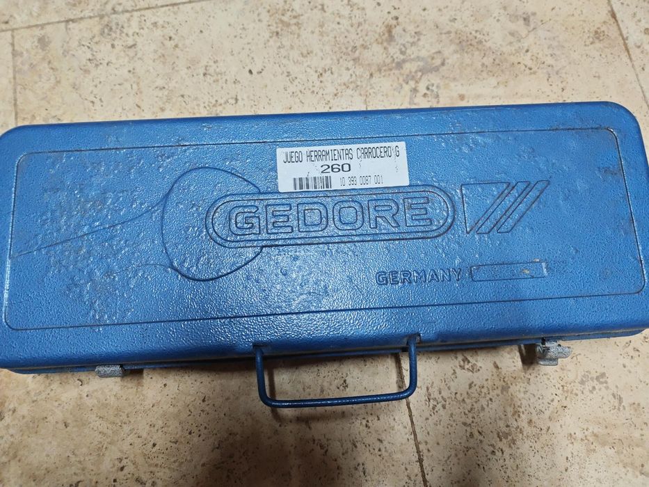 Set profesional tinichigerie GEDORE 260 Germany – complet, original