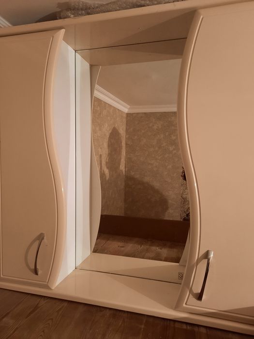 Зеркало в ванную комнату