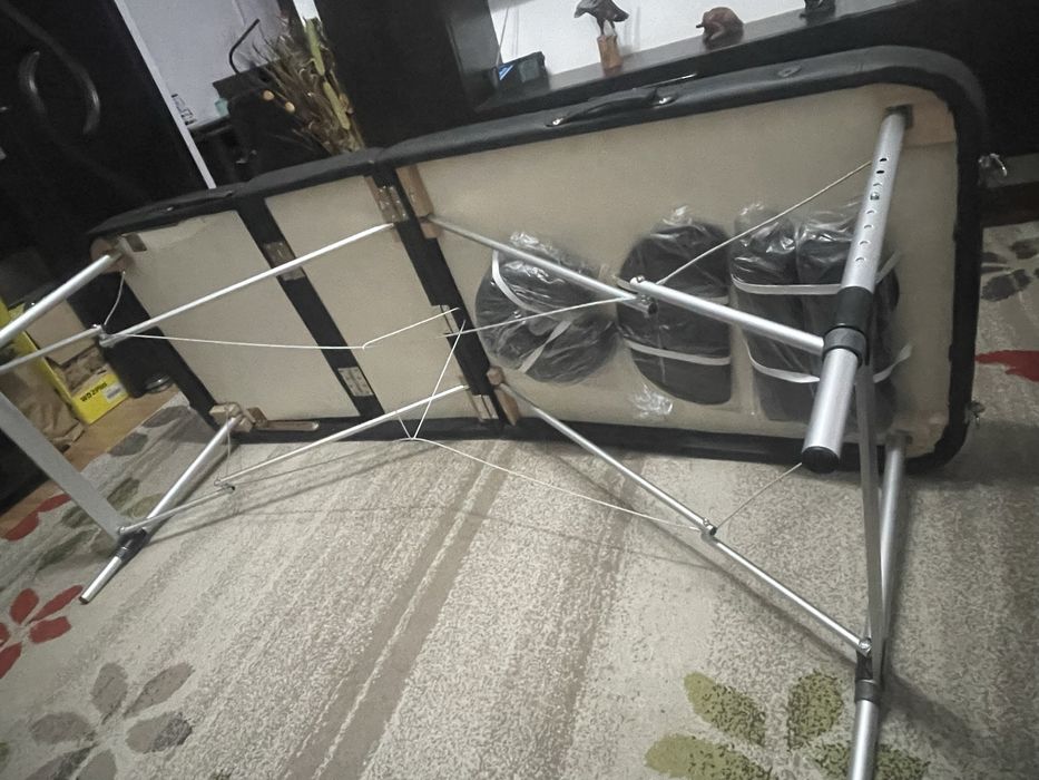 Vând masă masaj pliabilă