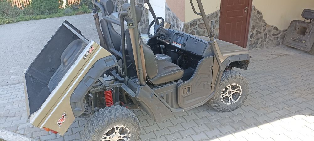 Vând Utv CF moto