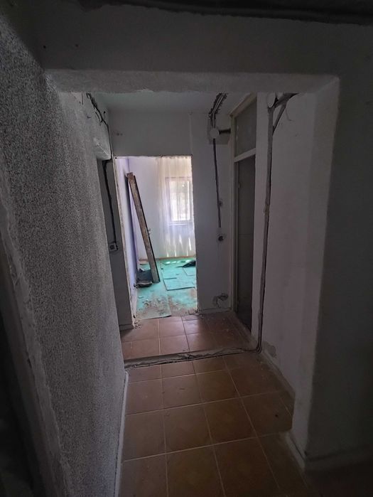 Apartament 3 camere de vânzare