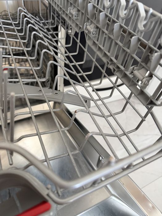 Кошница за съдомиялна Bosch