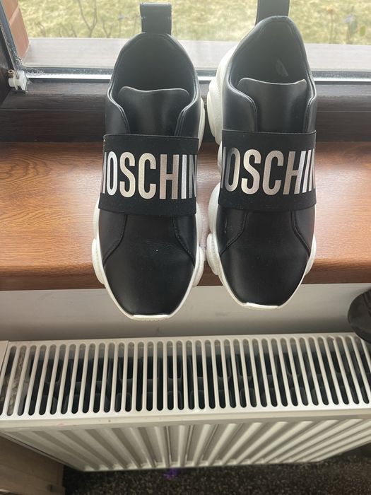 Papuci dama moschino