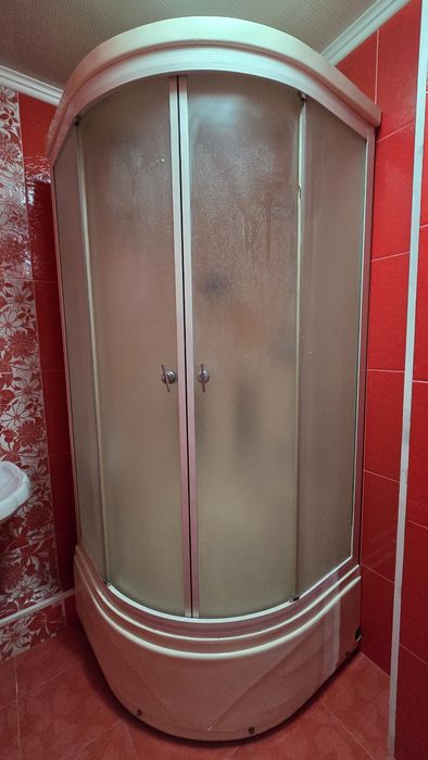 Продам душевую кабину