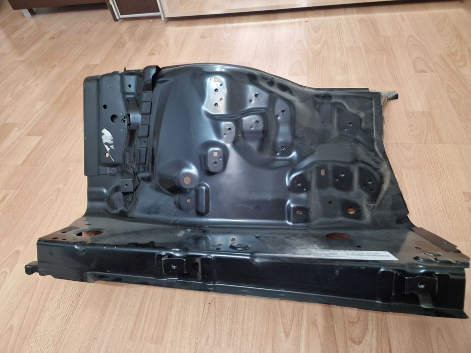 На Toyota Land cruiser 200