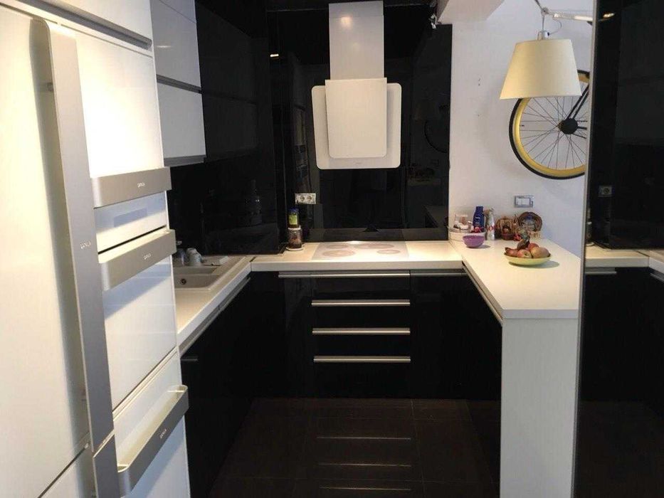 Дава се под наем Двустаен апартамент в Бургас, Лазур - 64 кв.м за 204 € - Снимка #3