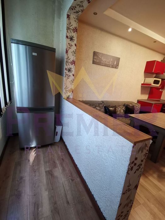 Дава се под наем Двустаен апартамент в Варна, Младост 1 - 65 кв.м за 357 € - Снимка #4