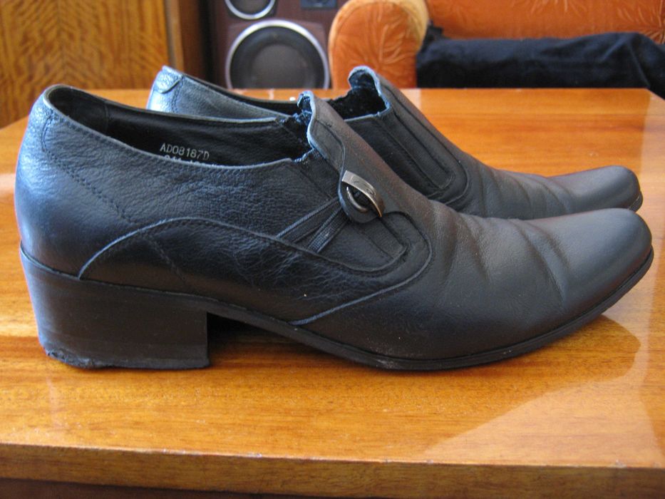 Туфли мужские, кожаные.