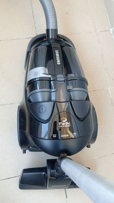 Пылесос Samsung 2200W