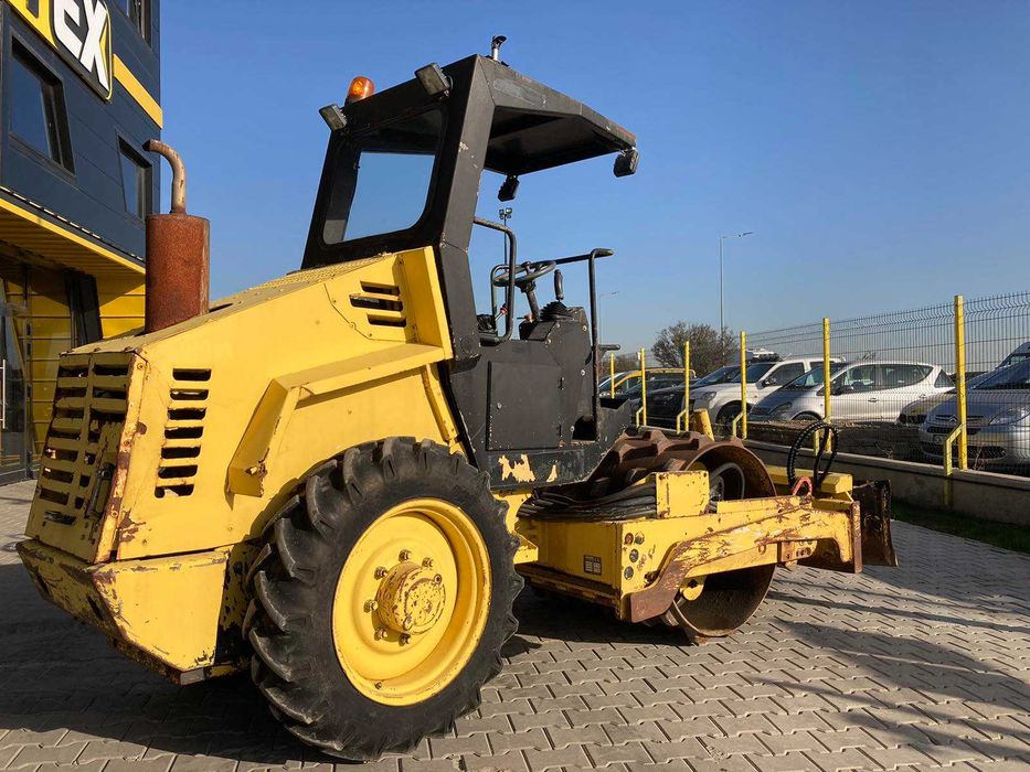 Валяк еднобандажен Bomag BW124PDH-3 ПОД НАЕМ от РЕНТЕКС