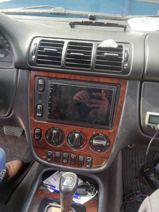 Navigatie Android Mercedes ML Waze YouTube casetofon