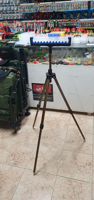 Стойка за фидер с гребен FORMAX