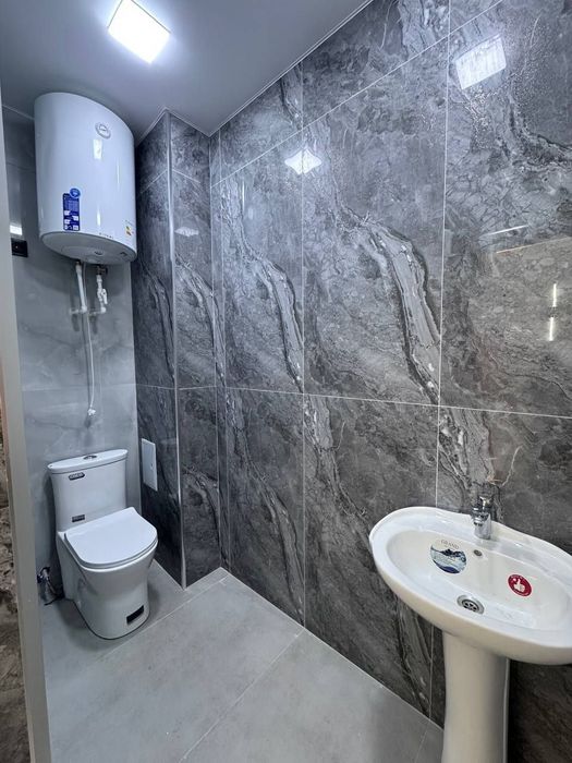 5-mik Jomiy tomonda 3 xonali uy sotiladi