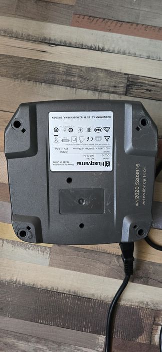 Încărcător Husqvarna