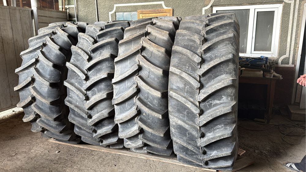 650/65R42 шины на спецтехнику, комбайн, трактор.
