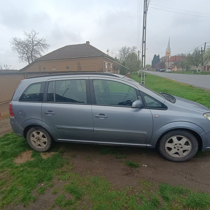 Vând Opel Zafira B 1.6 benzina,2006