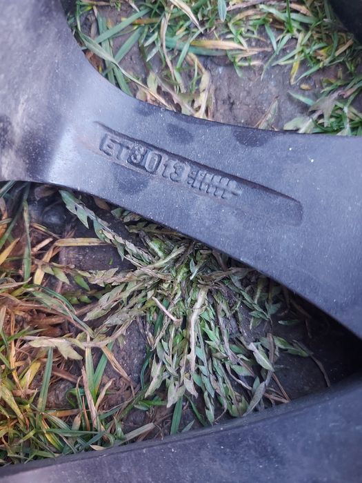 Vând jante Bmw r18 în stare foarte bună