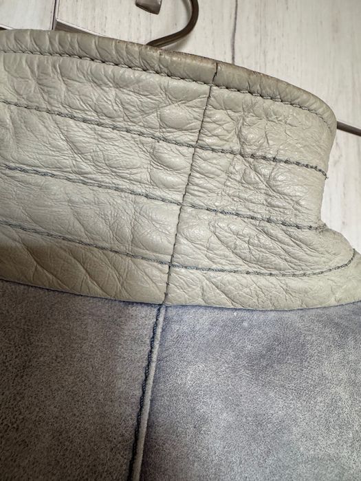 Кожено яке уникат