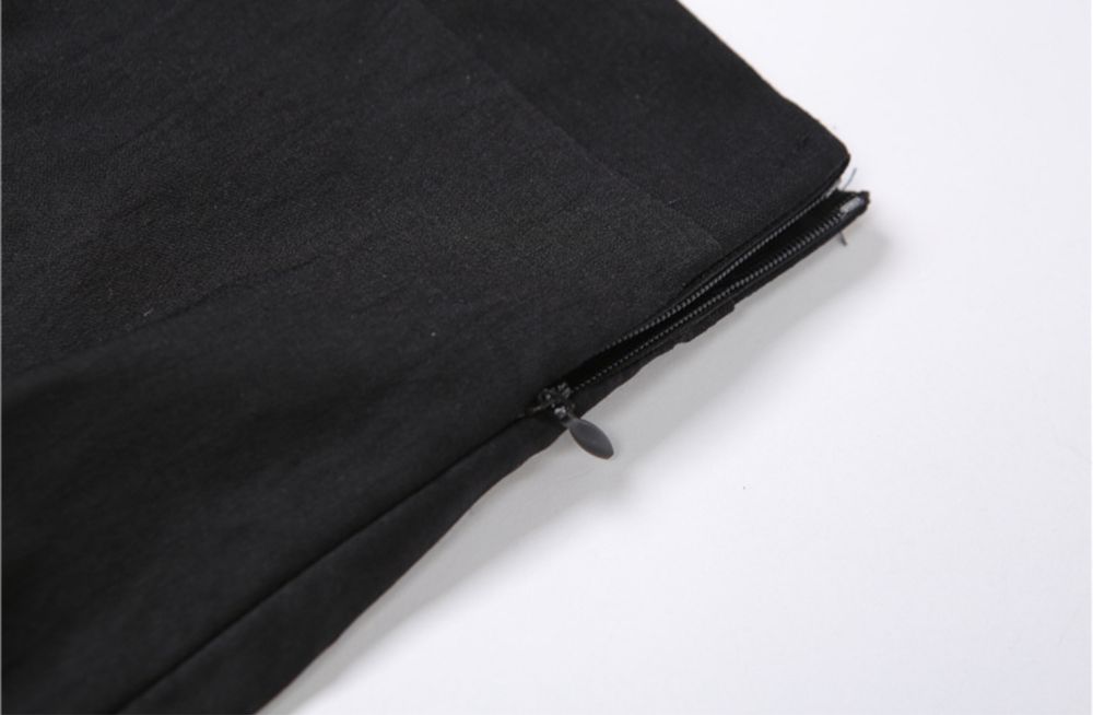 Женские брюки клеш с вырезом