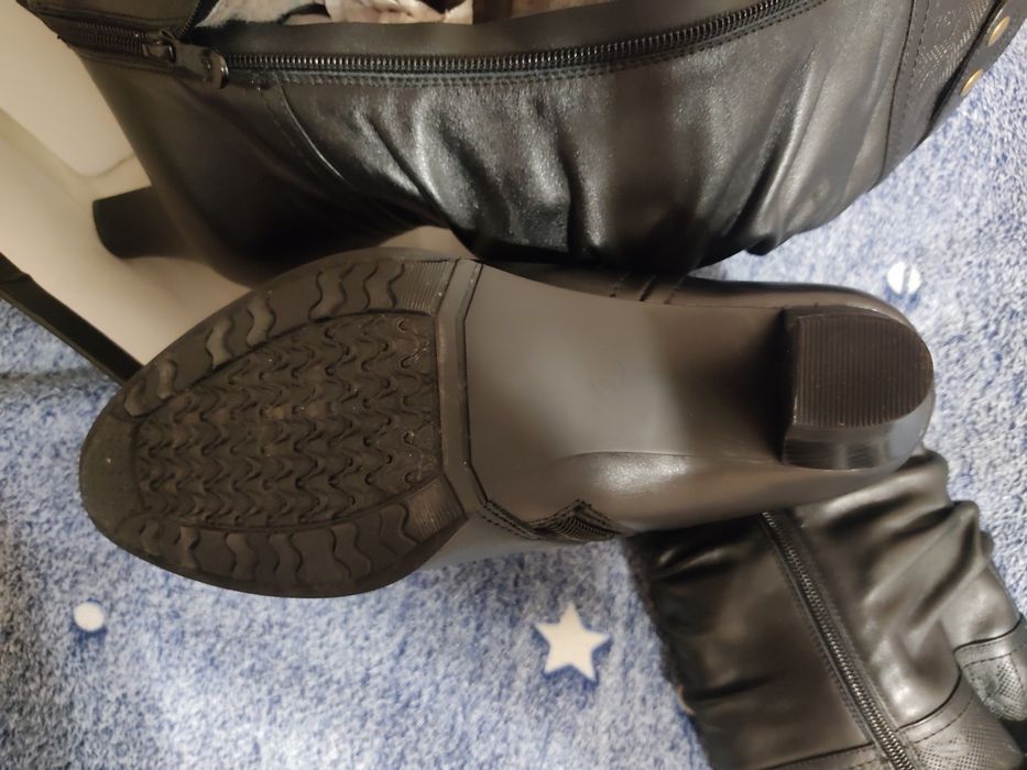 Продаю сапоги. Новые