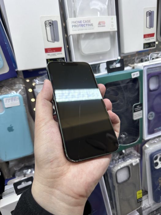 Айфон 13 128гб.