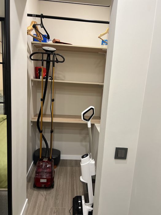 Продам  квартиру 1 км в центре