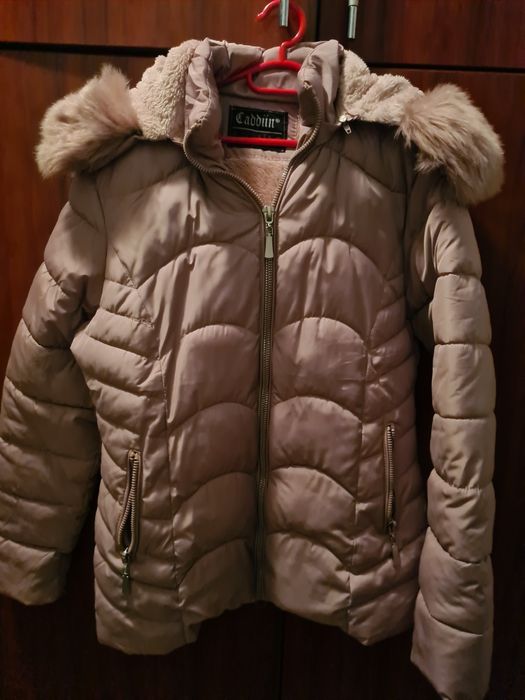 Geaca iarna roz imblanita