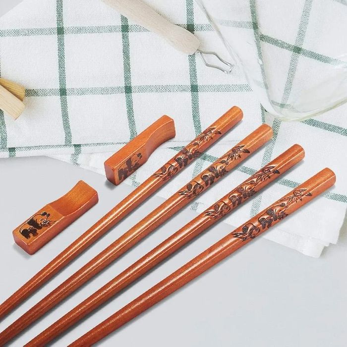 Set 4  Bețe Chinezești, pentru mancare, din castan natural - sigilat