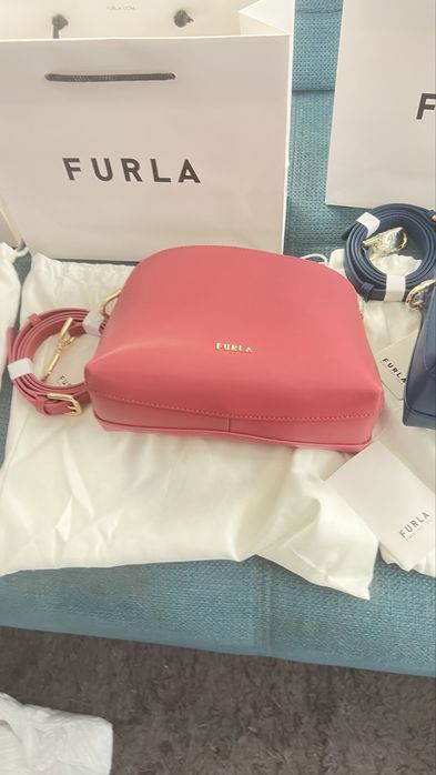 Furla Zelda crossbody bag.В три цвята.100% оригинал със сериен номер,етикети,care instructions,прахова торбичка(dust bag) подаръчен плик FURLA