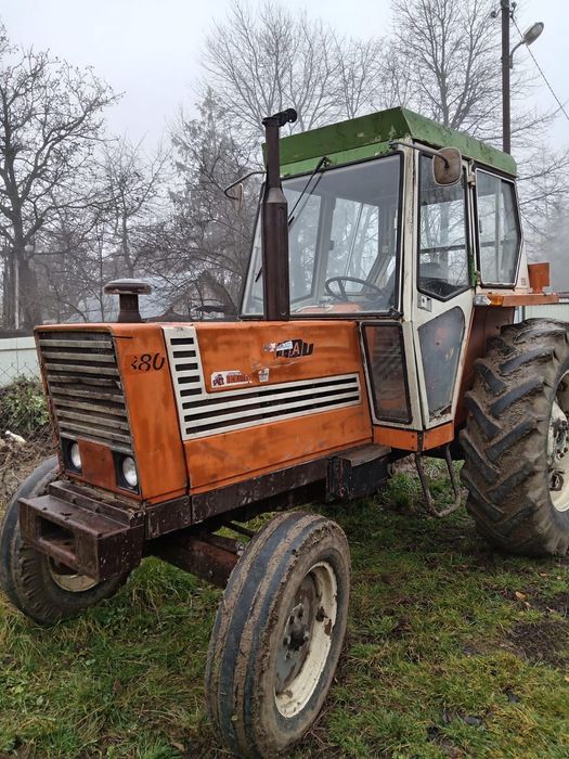 Vand tractor fiat 880 recent adus