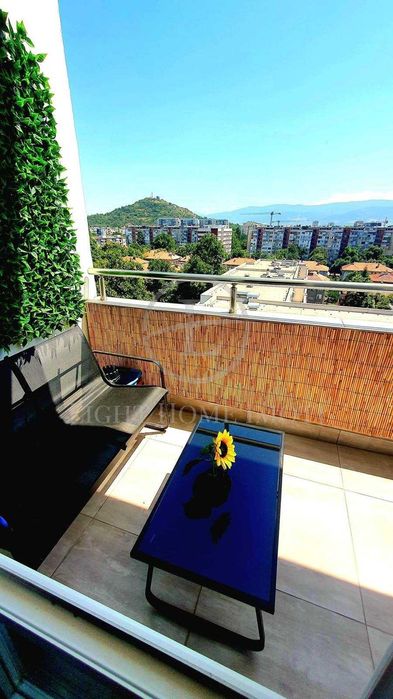 Продава се Четиристаен апартамент в Пловдив, Христо Смирненски - 82 кв.м за 1744 €/кв.м - Снимка #11