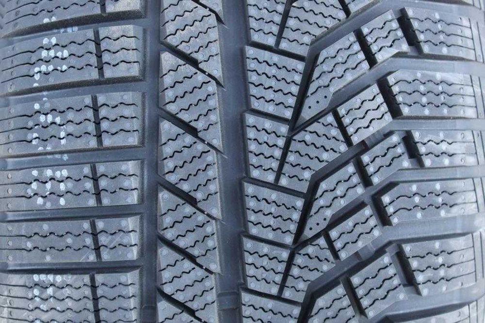 Anvelope iarna noi 225/50R17 98V XL, Sailun