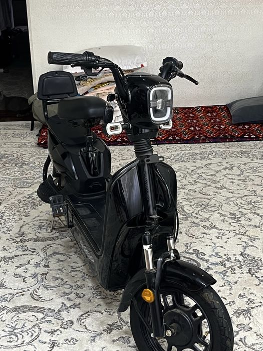 Скутер срочно продается