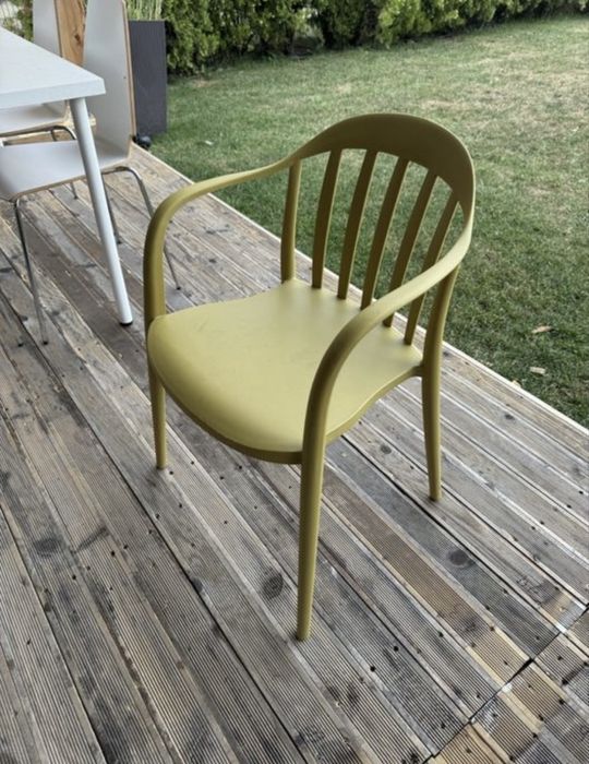 Стол градински,масивен КАТО НОВИ !