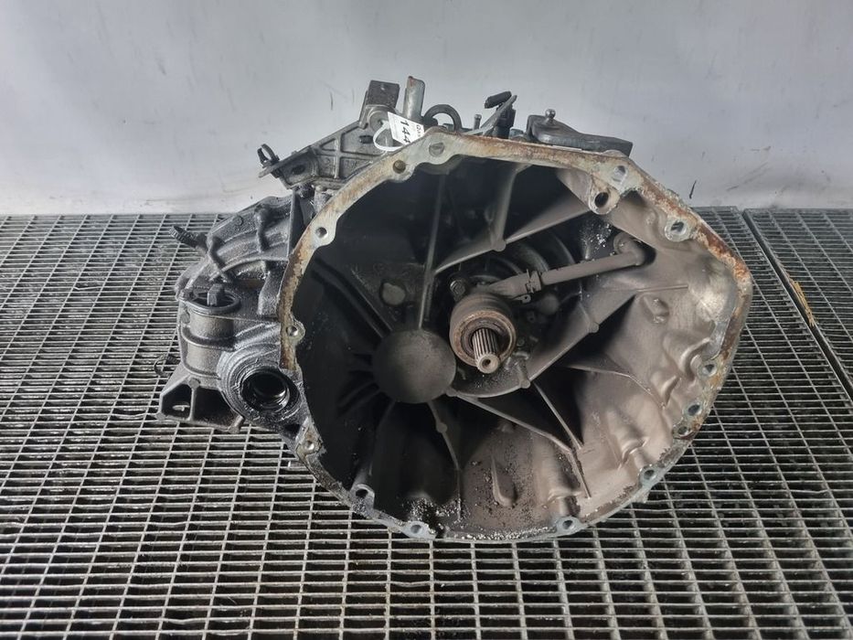 Cutie de viteze Nissan Qashqai 2.0 D 2008 - 2010 150CP Manuala 6 Trepte M9R Euro4 (1447) ...