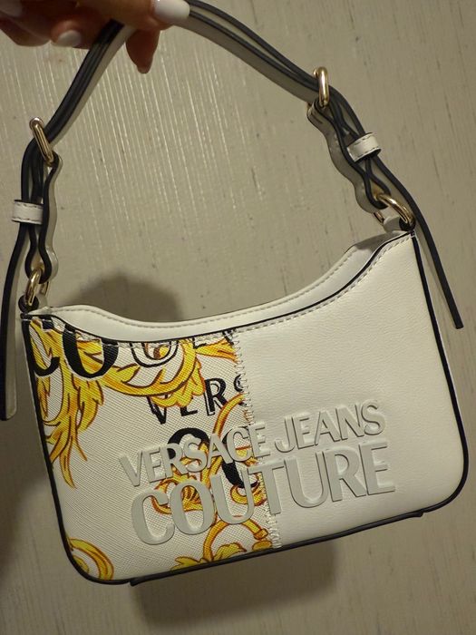 Versace jeans couture бяла мини чанта