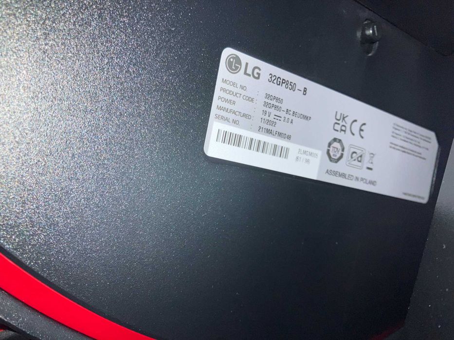 31,5'' LG UltraGear QHD Nano IPS 1ms Gaming Monitor - 32GP850-B