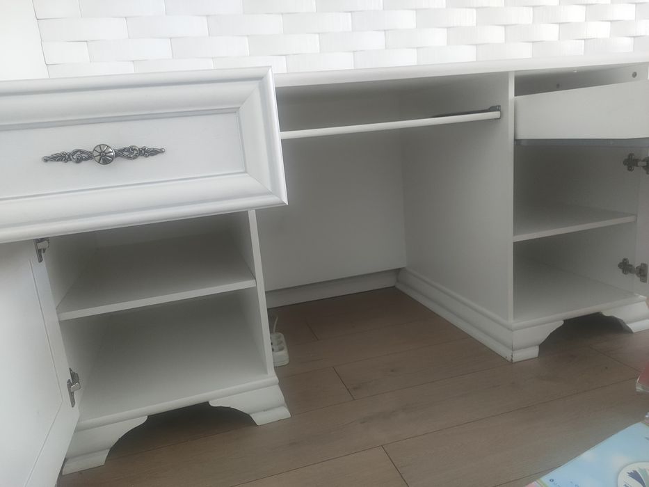 Продам письменный стол