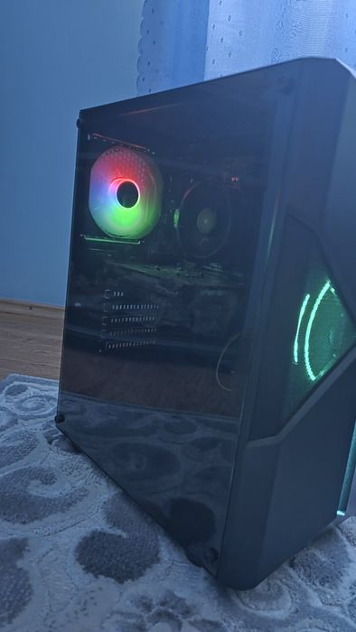 PC Gaming AMD Ryzen 3 PRO 4350G | 16 GB RAM  |  AMD RX 6400 4GB GDDR6