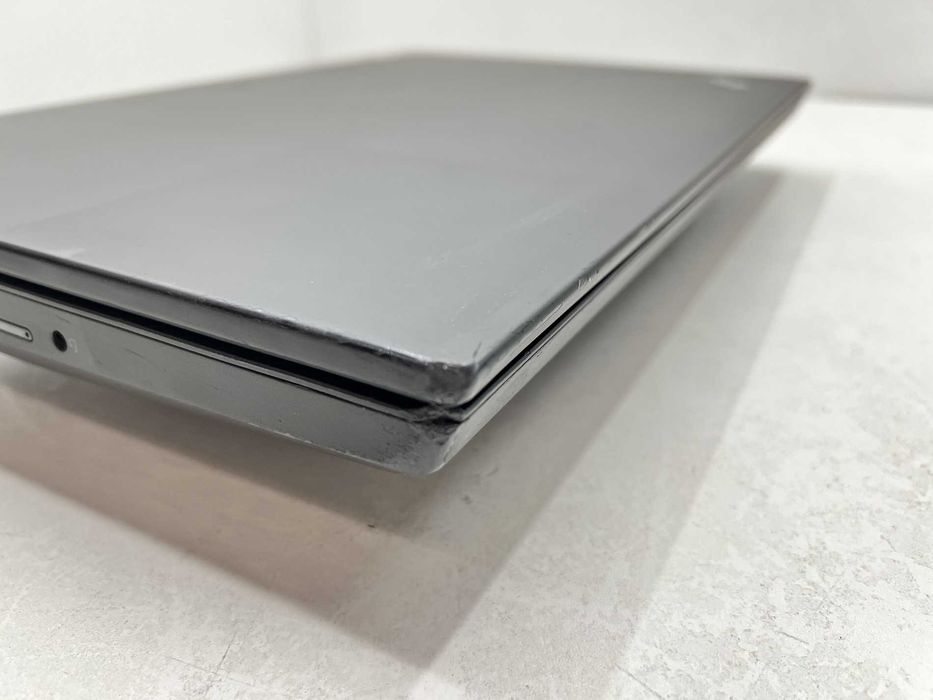 Реновиран лаптоп Lenovo ThinkPad P15 G1 4K i9-10885H 32GB RTX 4000 8GB