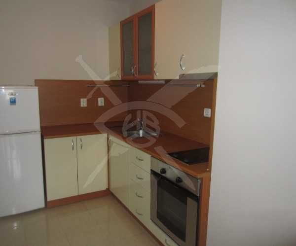 Дава се под наем Двустаен апартамент в Пловдив, Център - 80 кв.м за 698.19 € - Снимка #2