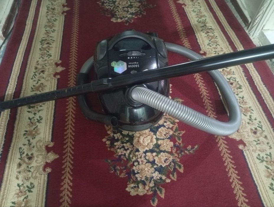 Продаётся  Пылесос