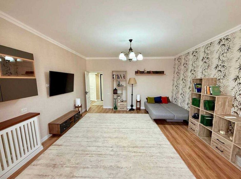 Шота руставели (парк Бобура) 2/6/9 65м2 продается квартира