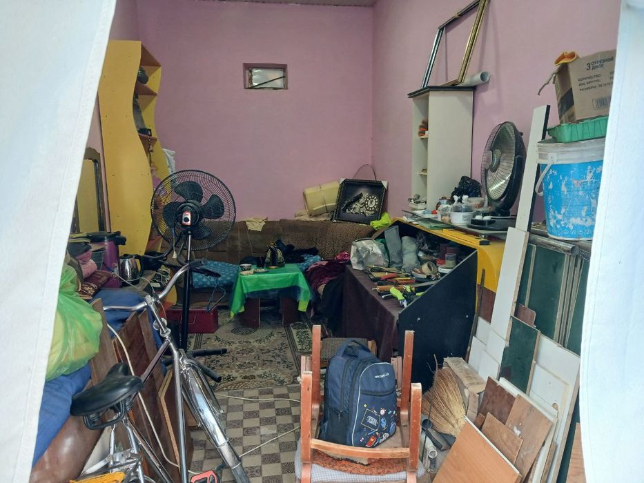 Карши шахар Геолог МФЙ нотурар бино сотилади